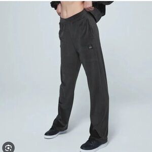 alo velour high waisted glimmer wide leg pant